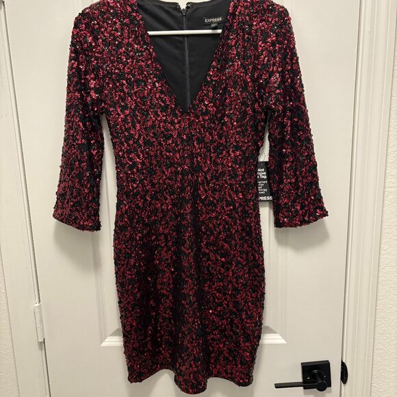 Express Bodycon Sequin Dress Fully Lined Red/Black Size 2 NWT - Picture 2 of 8